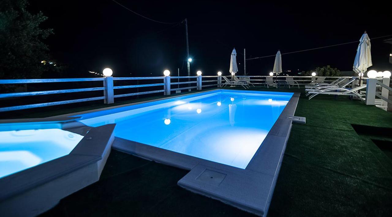 Paradiso Resort Agia Marina  エクステリア 写真